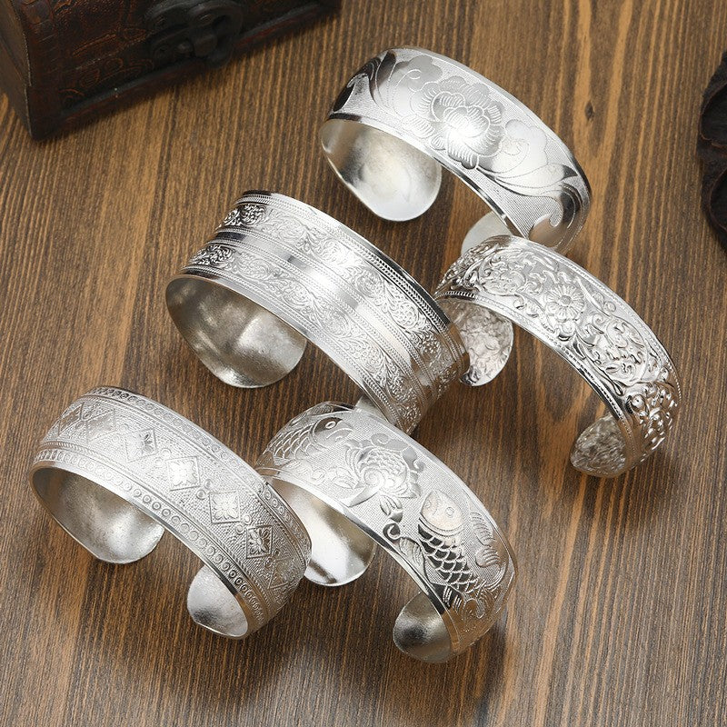 Miao Silver Bracelet With Bracelet - Handmade