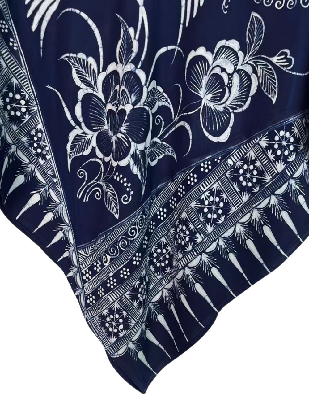 Handmade Miao Batik T-shirt - Runystore
